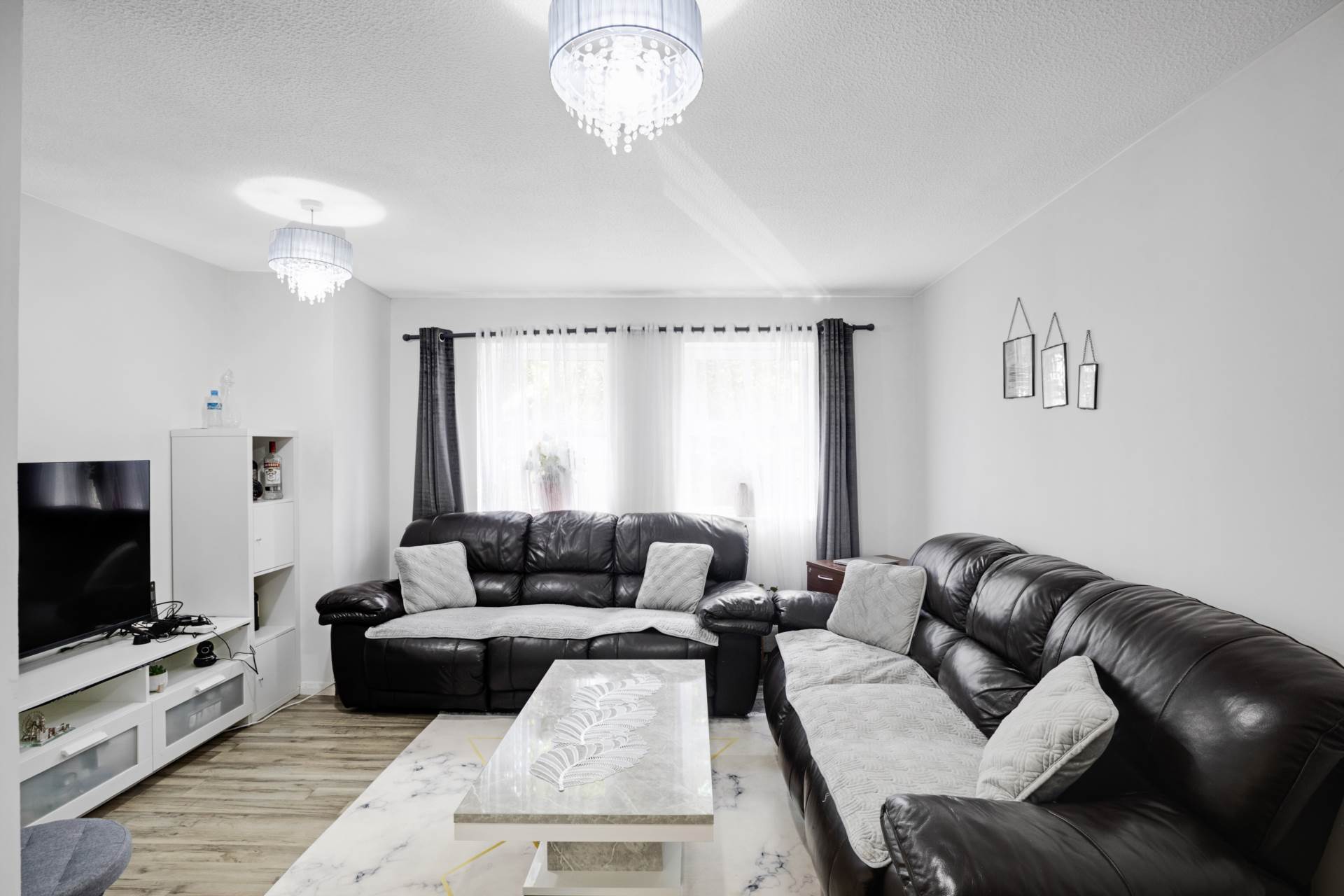 Aaron Hill Road, London, Image 5