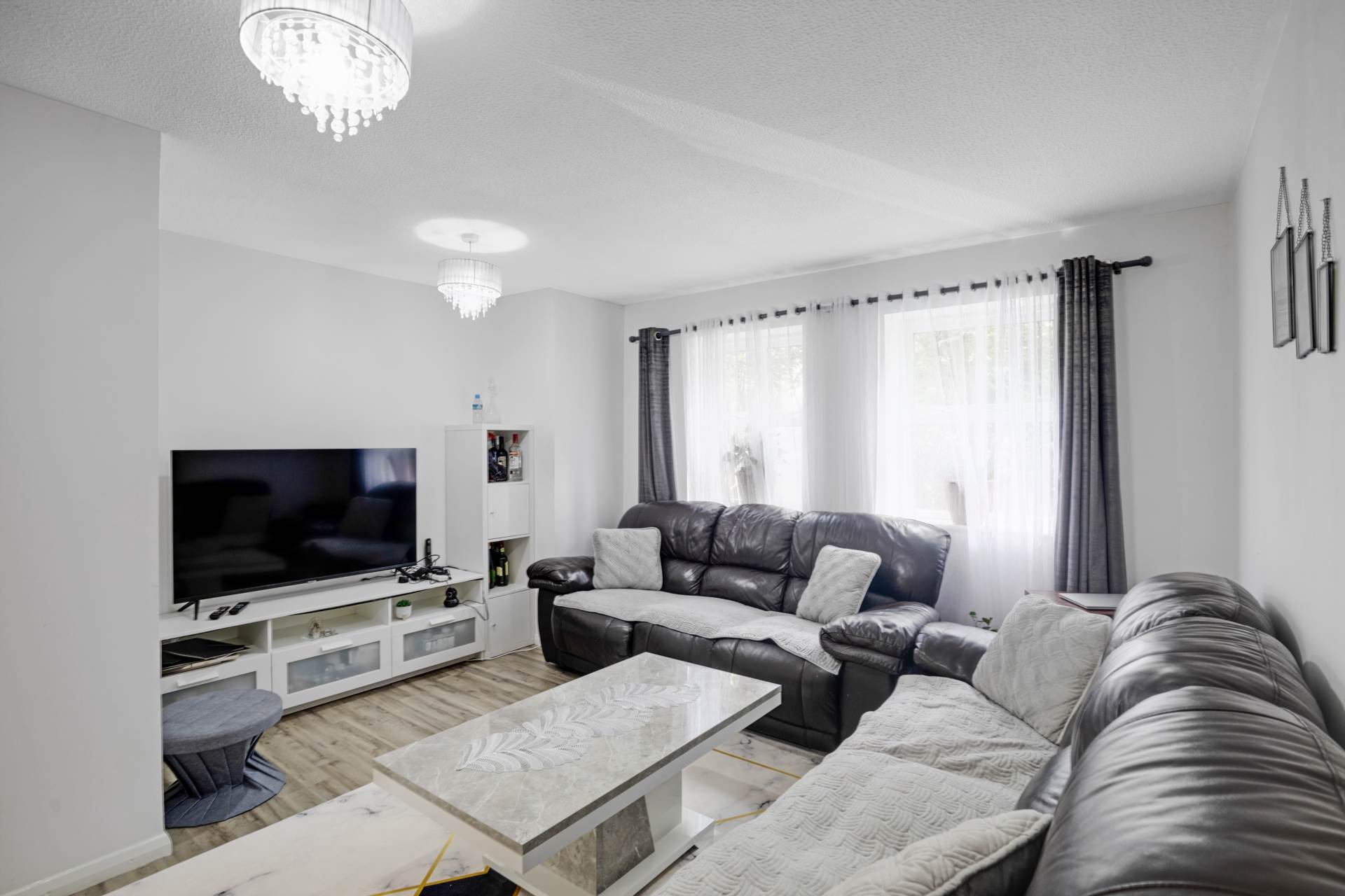 Aaron Hill Road, London, Image 6