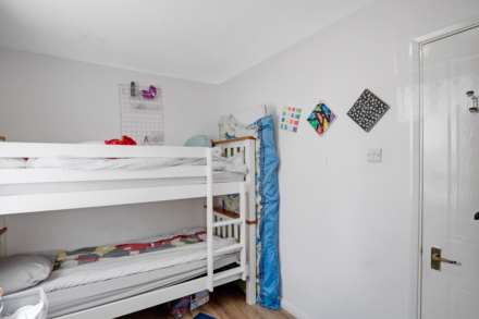 Aaron Hill Road, London, Image 12