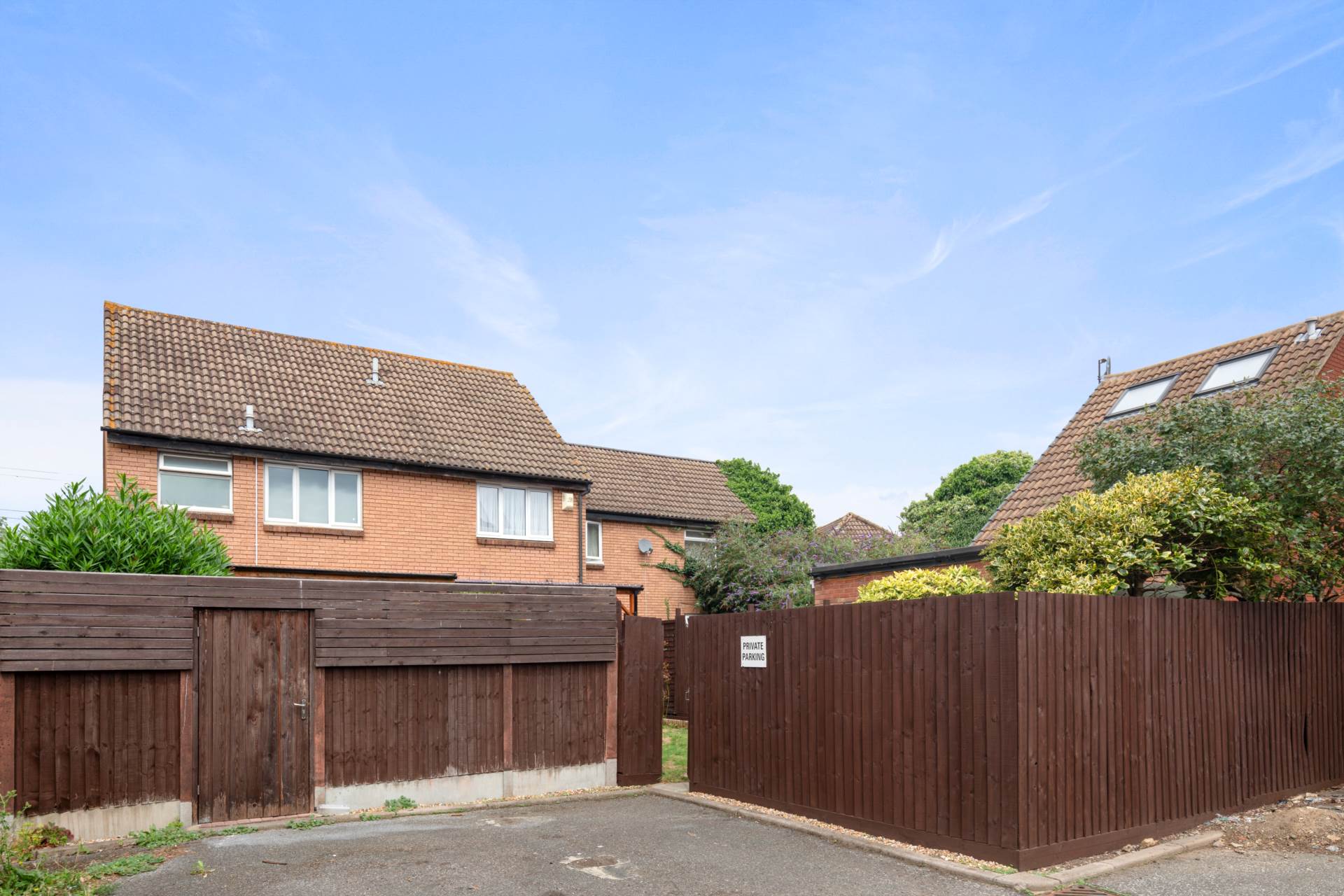 Wakerley Close, London, Image 15