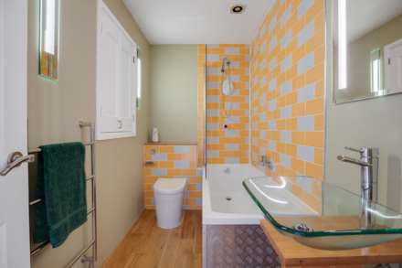 Wakerley Close, London, Image 10