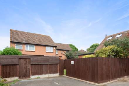 Wakerley Close, London, Image 15