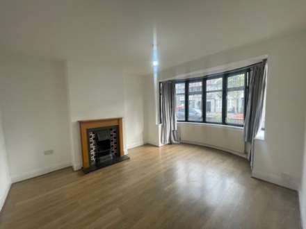 Sydney Road, Barkingside, Image 3
