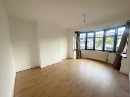 Sydney Road, Barkingside, Image 7