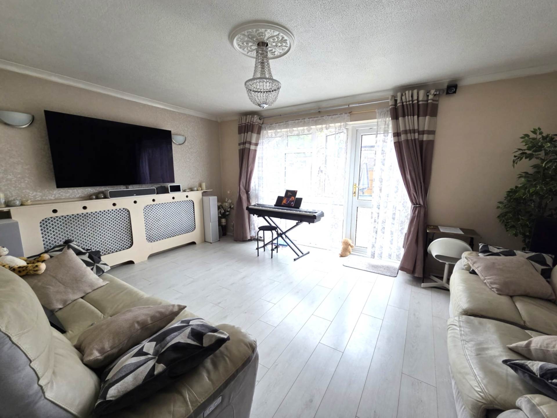Renfrew Close, Cyprus, Image 2