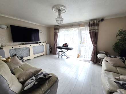 Renfrew Close, Cyprus, Image 2