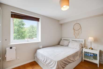 Felixstowe Court, London, Image 9