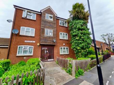 Kirkham Road, Beckton E6