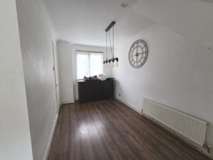 Wakerley Close, London, Image 5