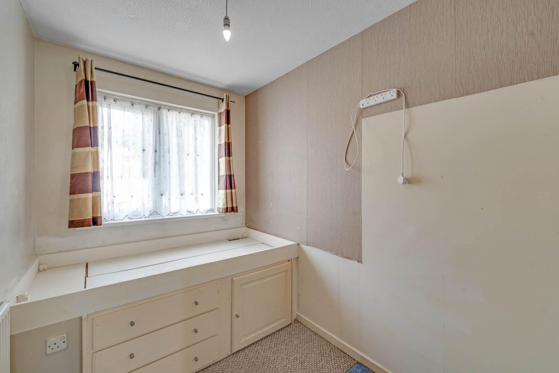 Oakley Close, Beckton, Image 11