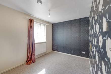 Oakley Close, Beckton, Image 10