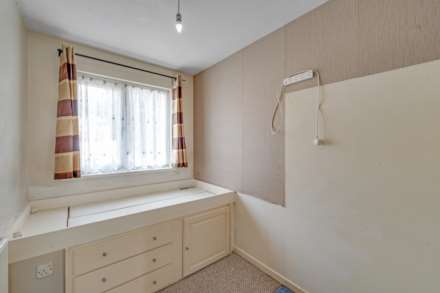 Oakley Close, Beckton, Image 11