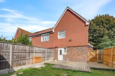 Oakley Close, Beckton, Image 14