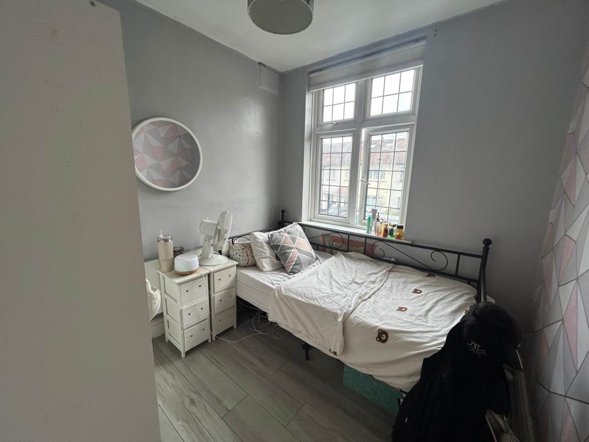 Westrow Drive, Barking, Image 7