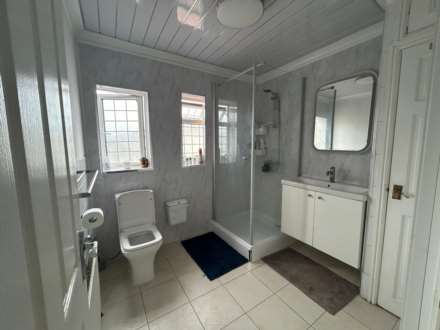 Westrow Drive, Barking, Image 6