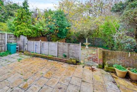 Fleetwood Close, Beckton, Image 12