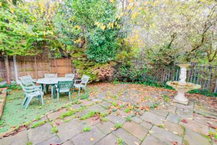 Fleetwood Close, Beckton, Image 13