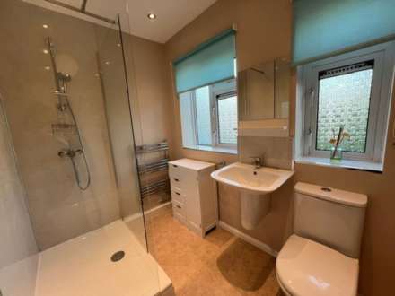 Wedmore Avenue, Ilford, Image 5