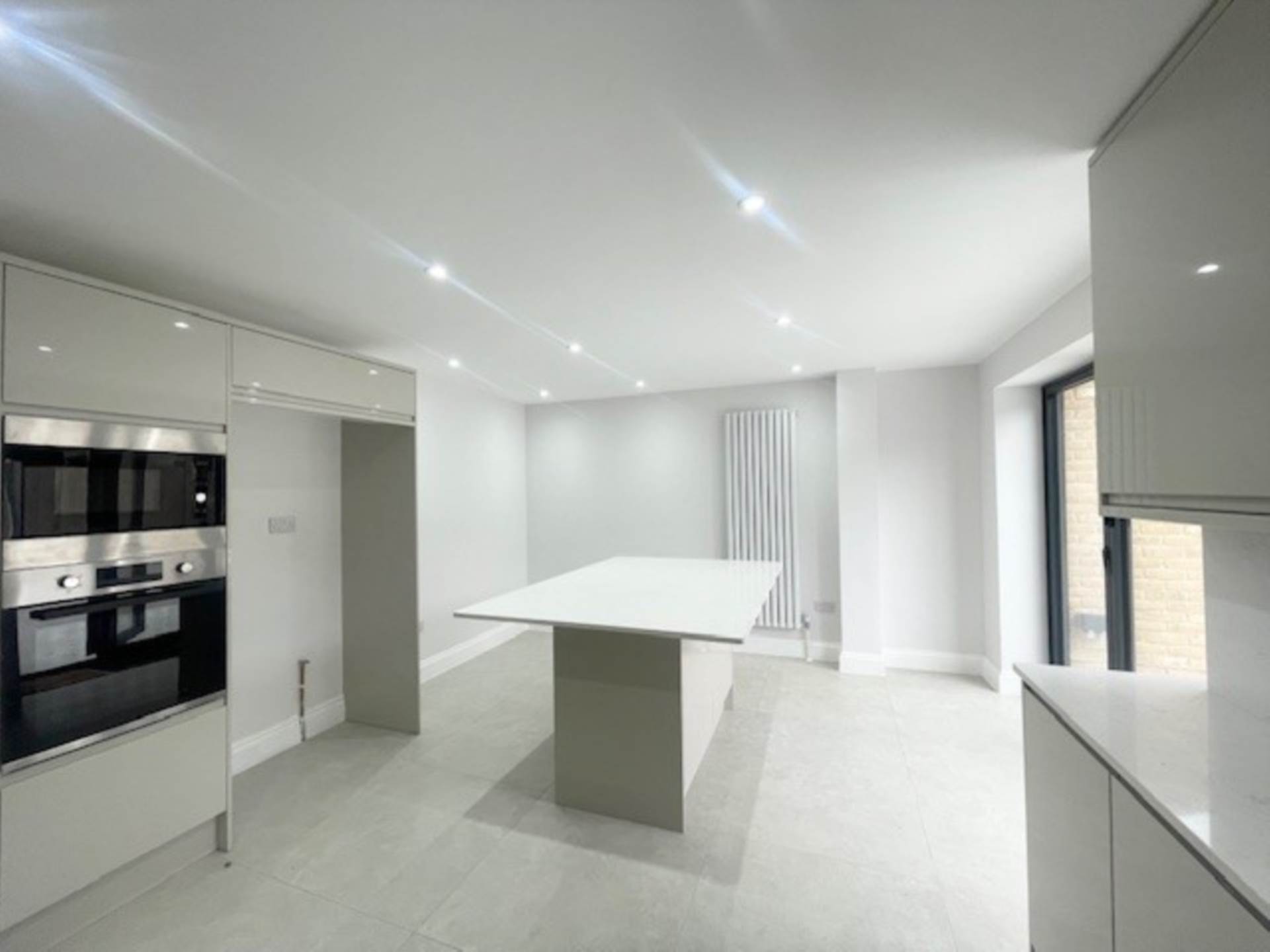 Verbena Close, London, Image 3