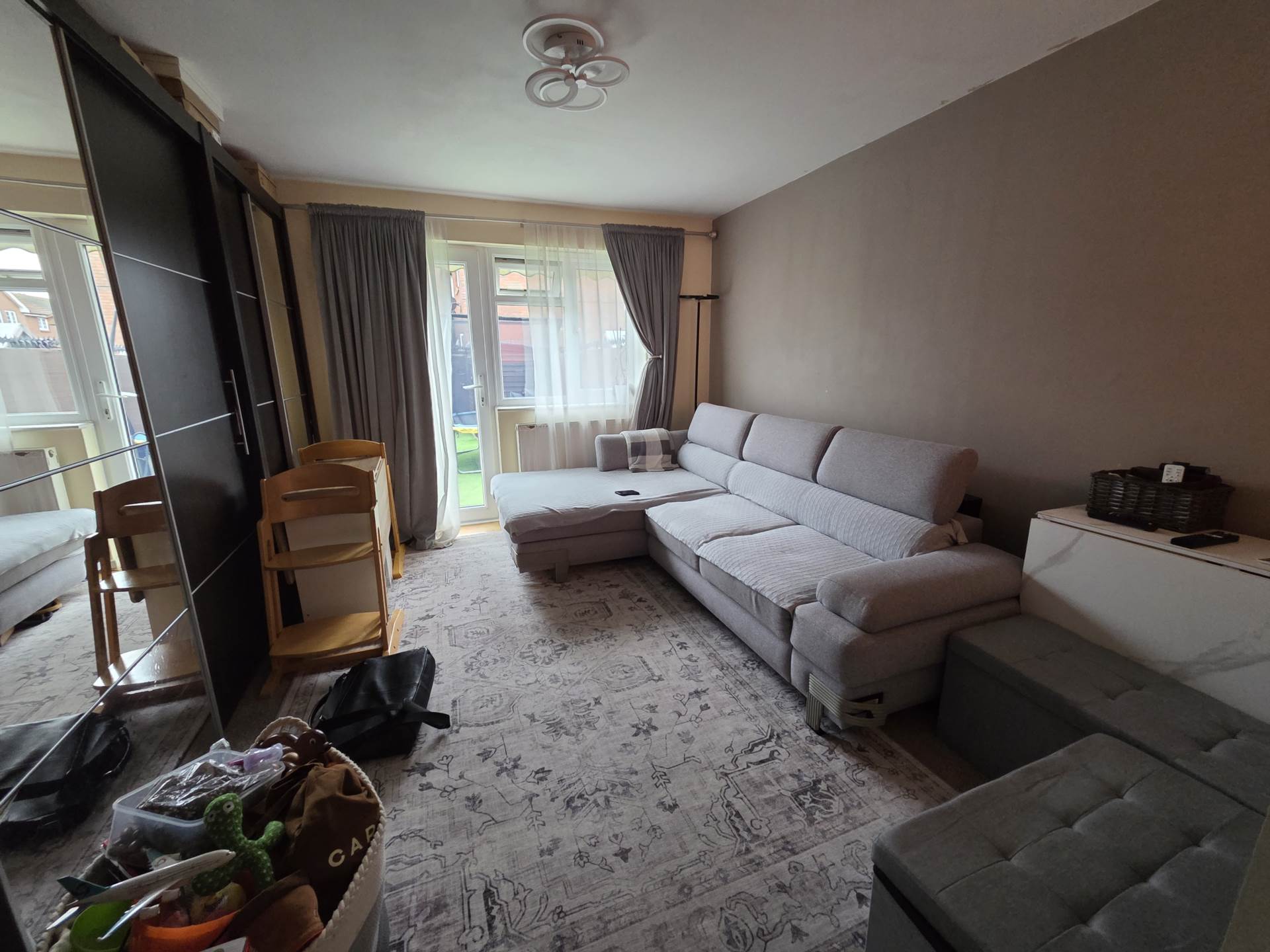 Dunnock Road, London, Image 2