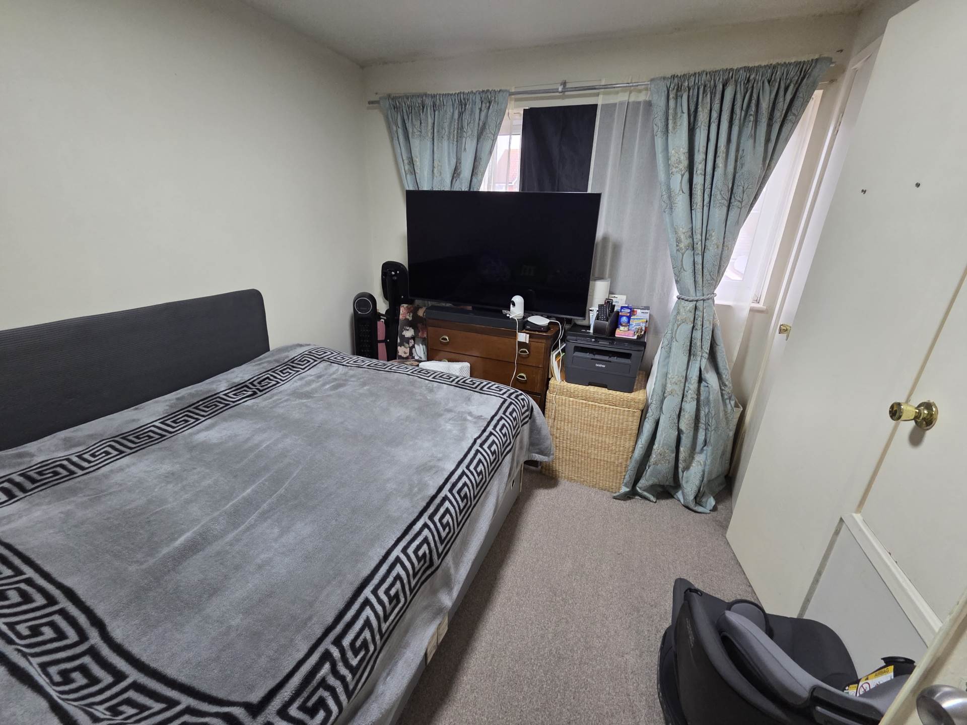 Dunnock Road, London, Image 5