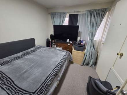 Dunnock Road, London, Image 5