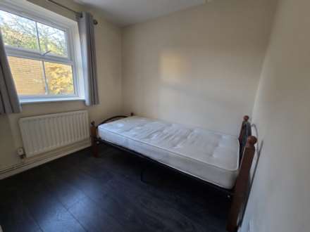 Angelica Drive, London, Image 5