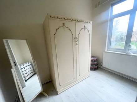 Longbridge Road, Barking, Essex, Image 7