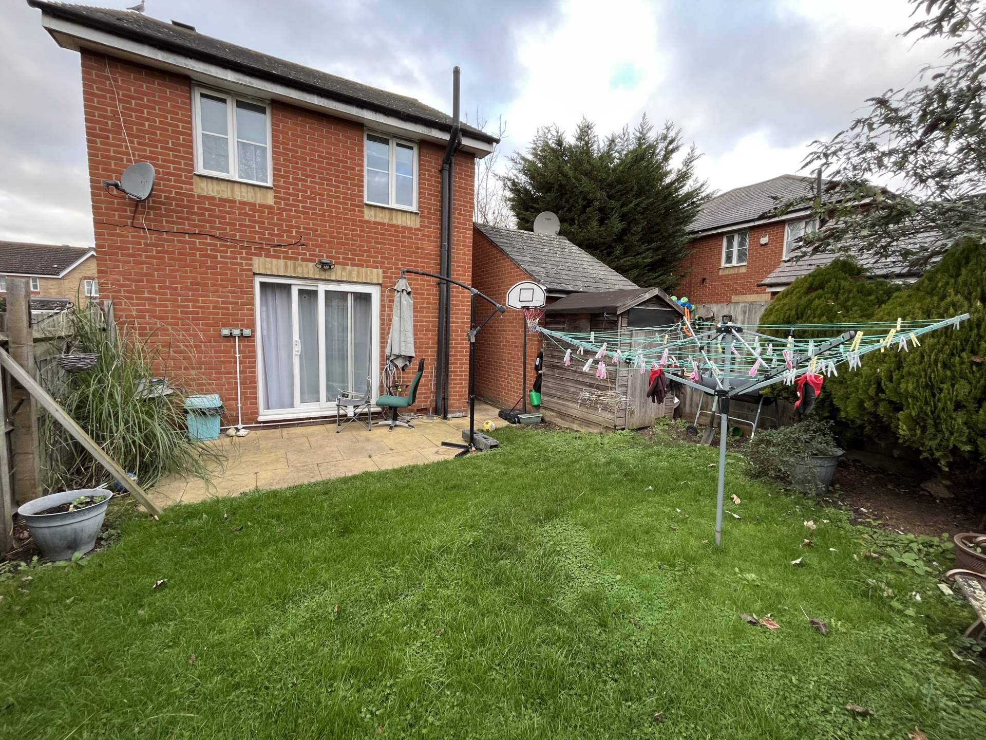 Searles Drive, London, Image 13