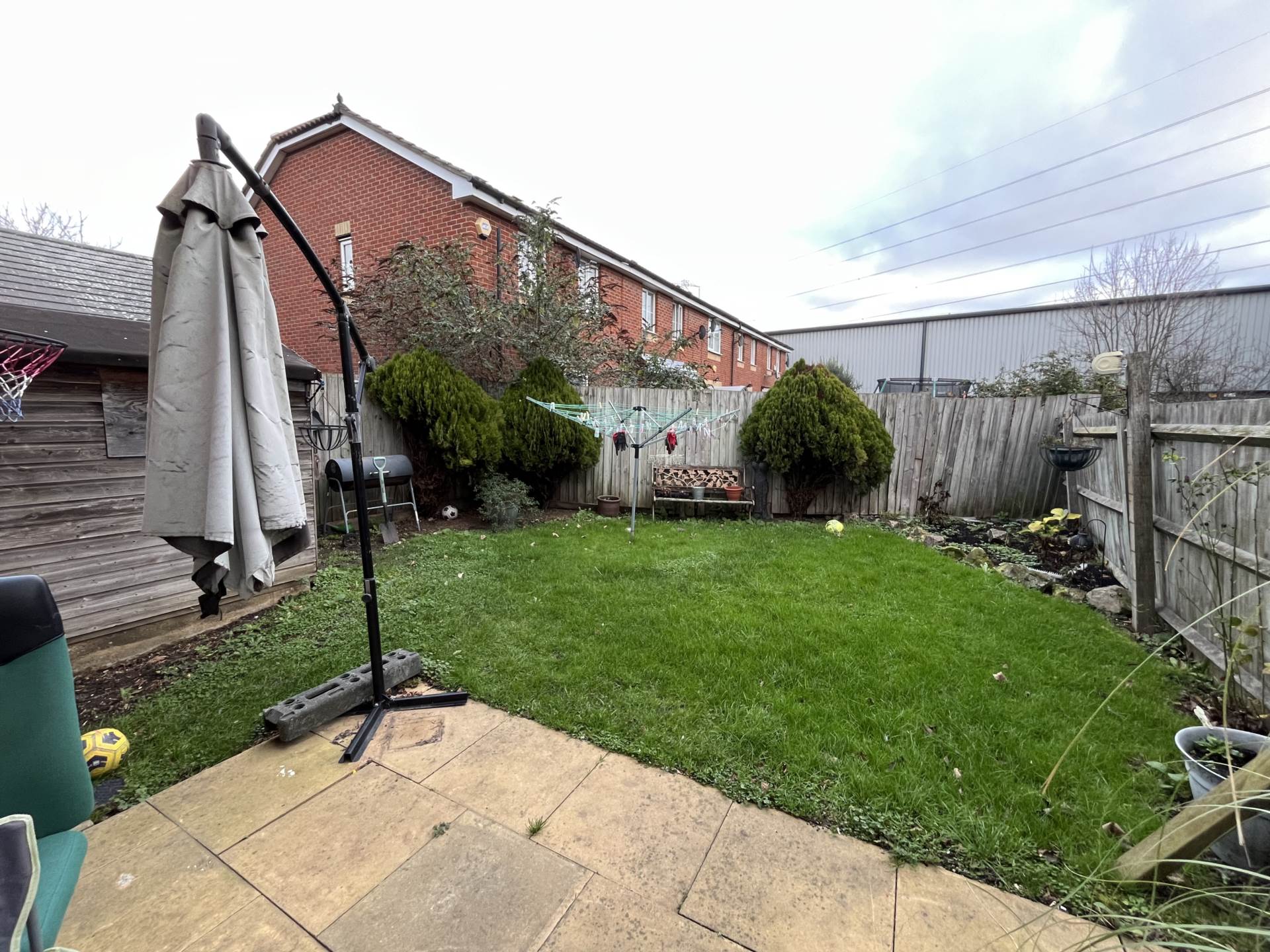 Searles Drive, London, Image 14