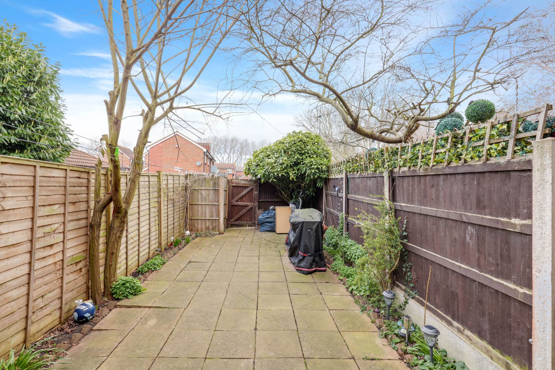 Kirkham Road, London, Image 6