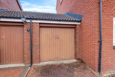 Kirkham Road, London, Image 15