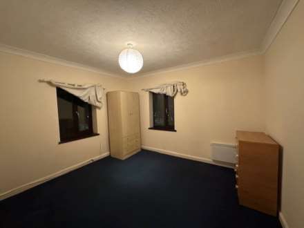 Hallywell Crescent, Beckton, Image 3