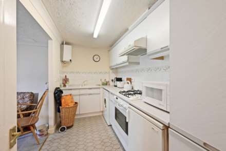 Founders Close, London, Image 2