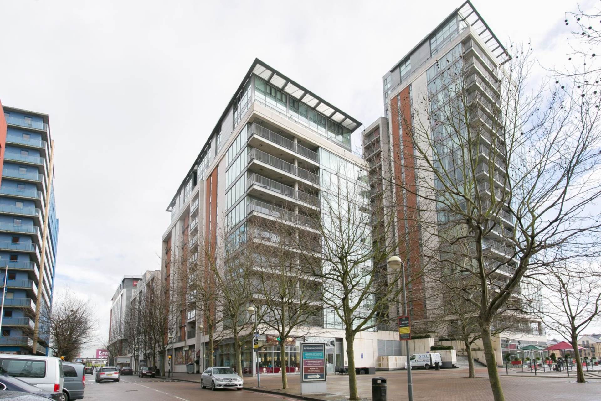 Western Gateway, Canning Town, Image 1