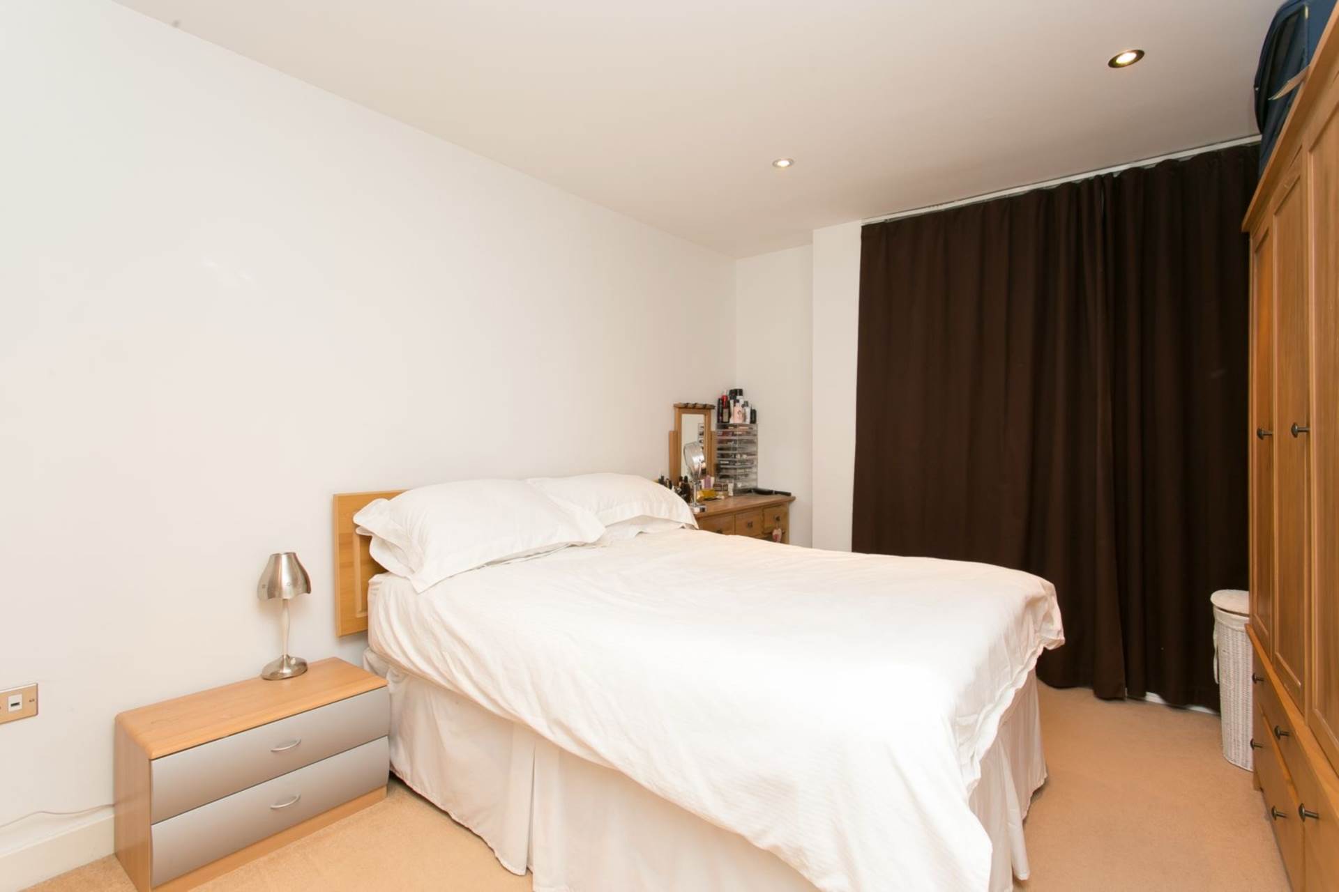 Western Gateway, Canning Town, Image 5