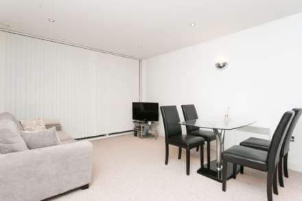 Western Gateway, Canning Town, Image 2