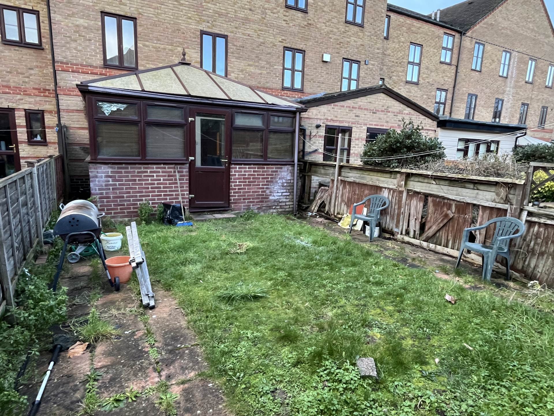 Garnet Walk, London, Image 13