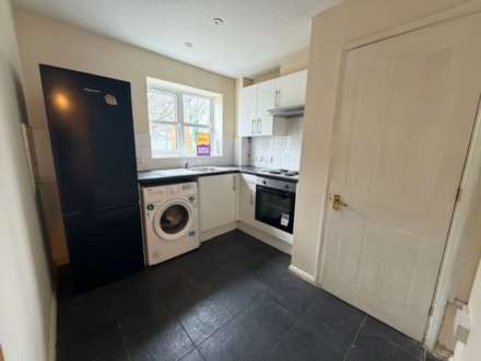 Property For Rent Aaron Hill Road, London