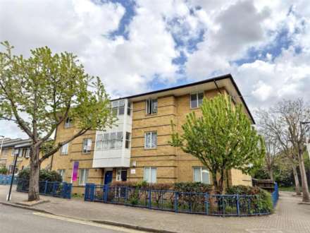 Peveral, London, Image 1