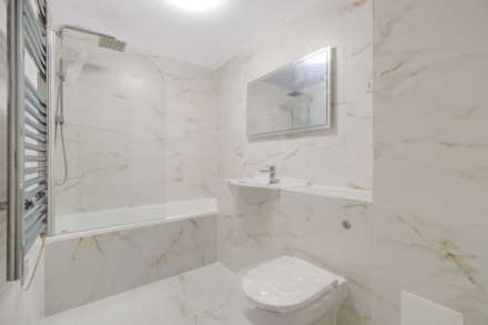 Albatross Close, London, Image 11