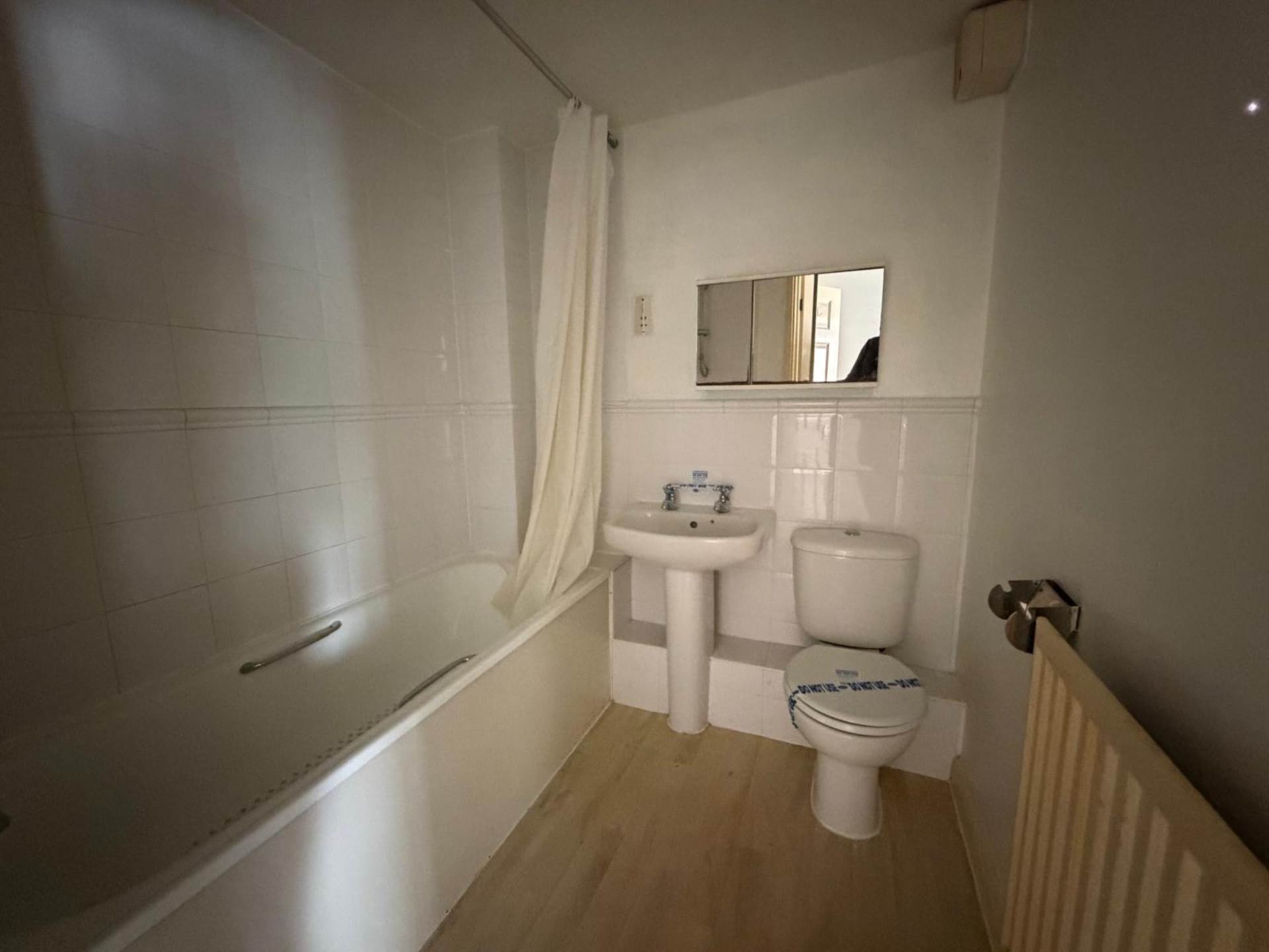 Albatross Close, London, Image 14
