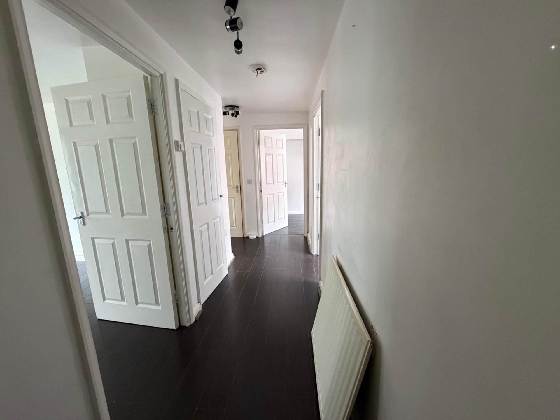 Albatross Close, London, Image 3