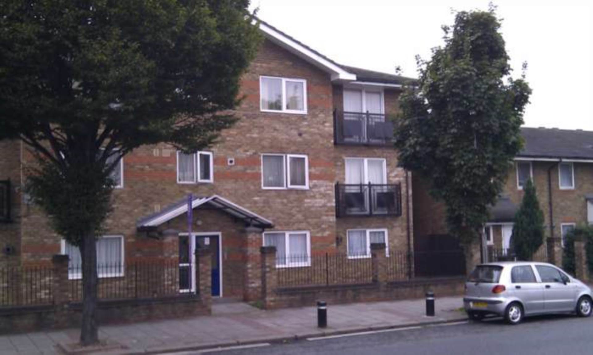 Greengate Street, London, Image 1