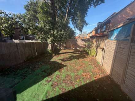 Bayne Close, London, Image 7