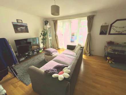 Waldair Court, E16, Image 1