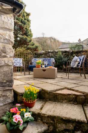Main Street, Settle, BD24 9PE, Image 11