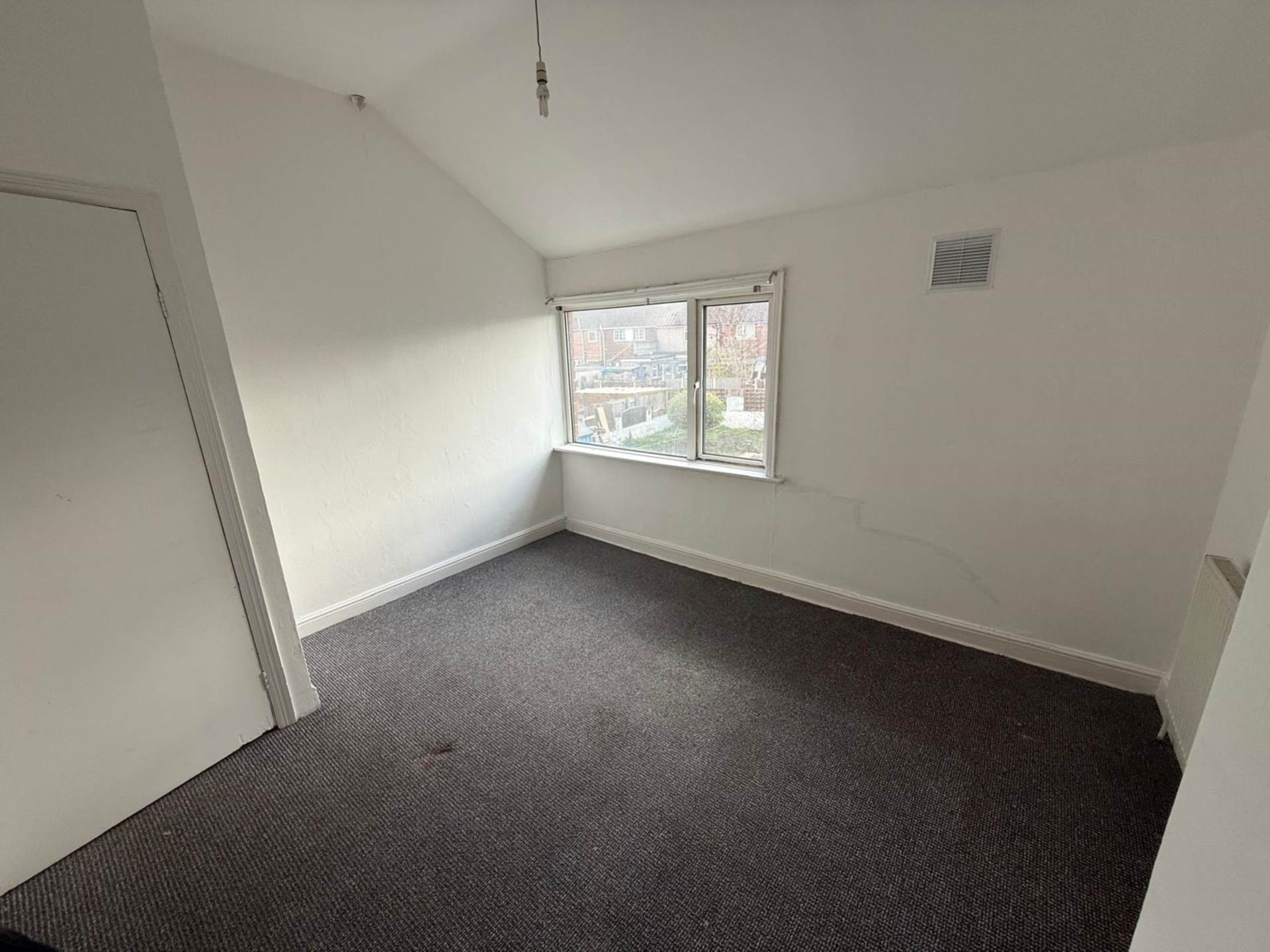 Deacon Crecent, Doncaster. DN11 0SY, Image 11