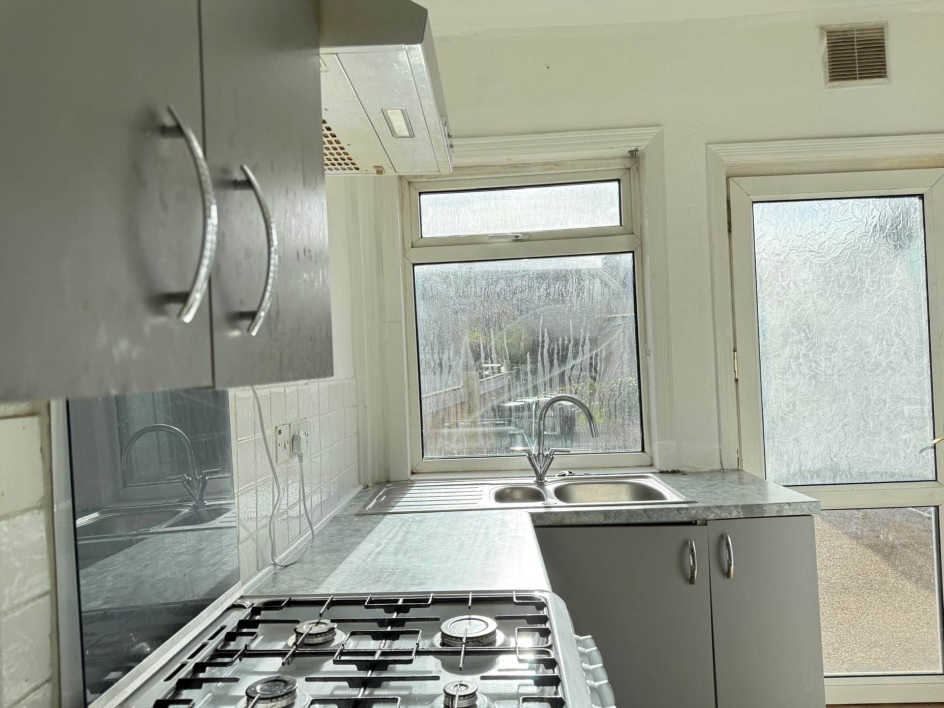 Deacon Crecent, Doncaster. DN11 0SY, Image 4