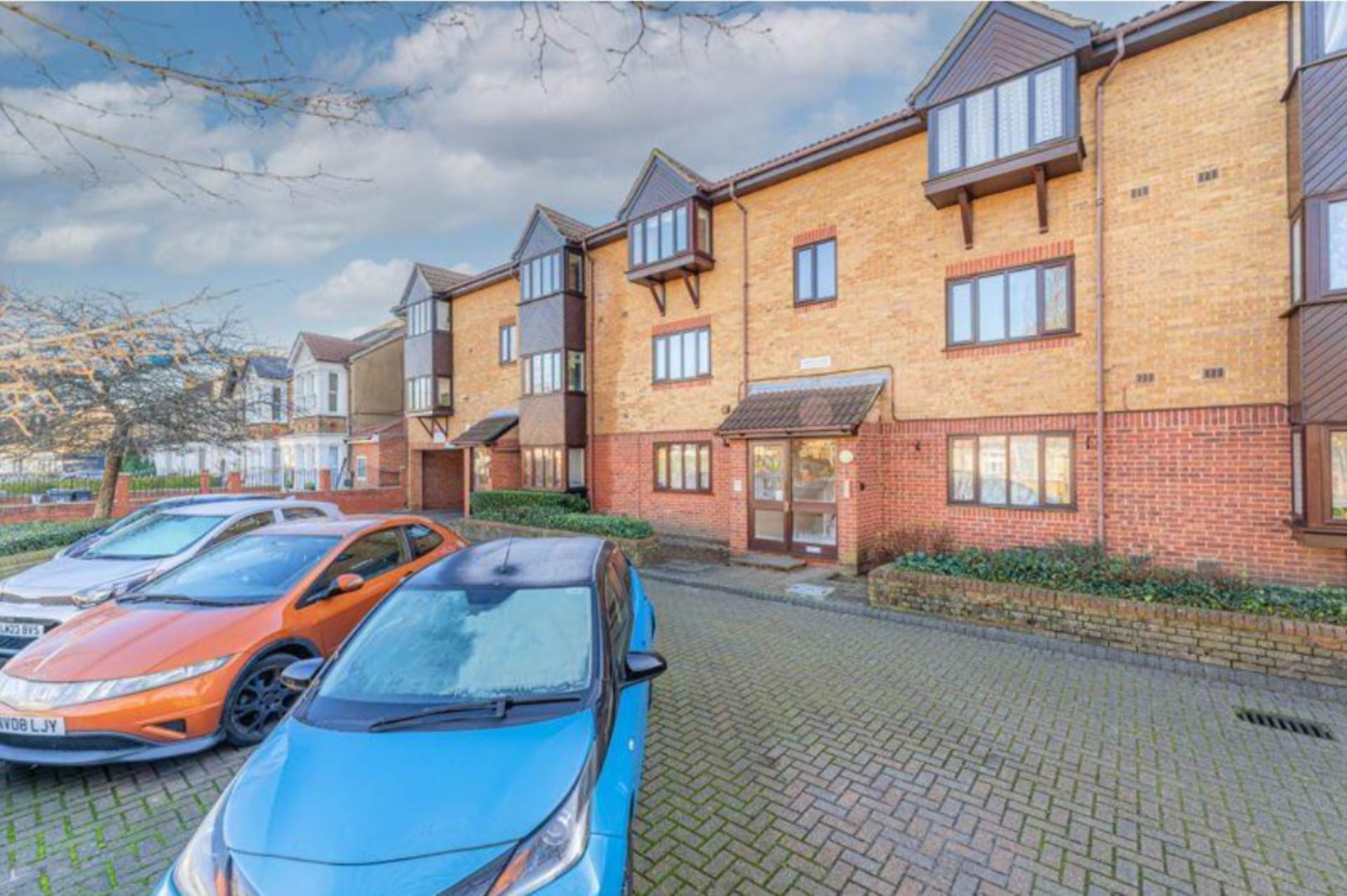 Cantrell Lodge, Hertford Road, EN3 6RA, Image 9